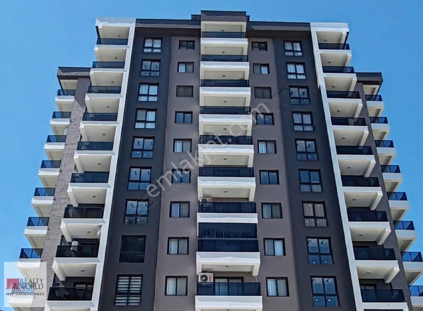 Rw Mef'ten Erdemli Çeşmeli Mh Denize 50 M Mesafede Satılık Daire