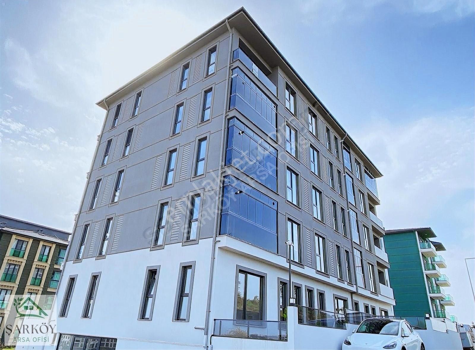 Soğancılar Caadesinde File Markete Yakın 1+1 Daire İskanlı