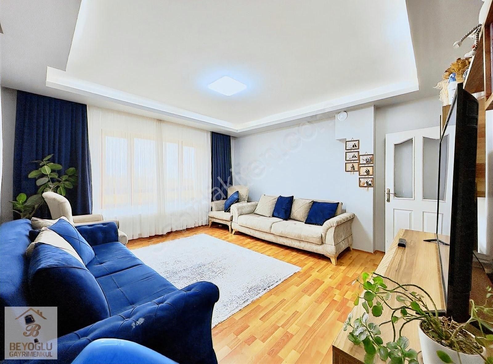 Beyoğlu'ndan Devlet Hastanesi Yakını Ara Kat Satılık 3+1 Daire