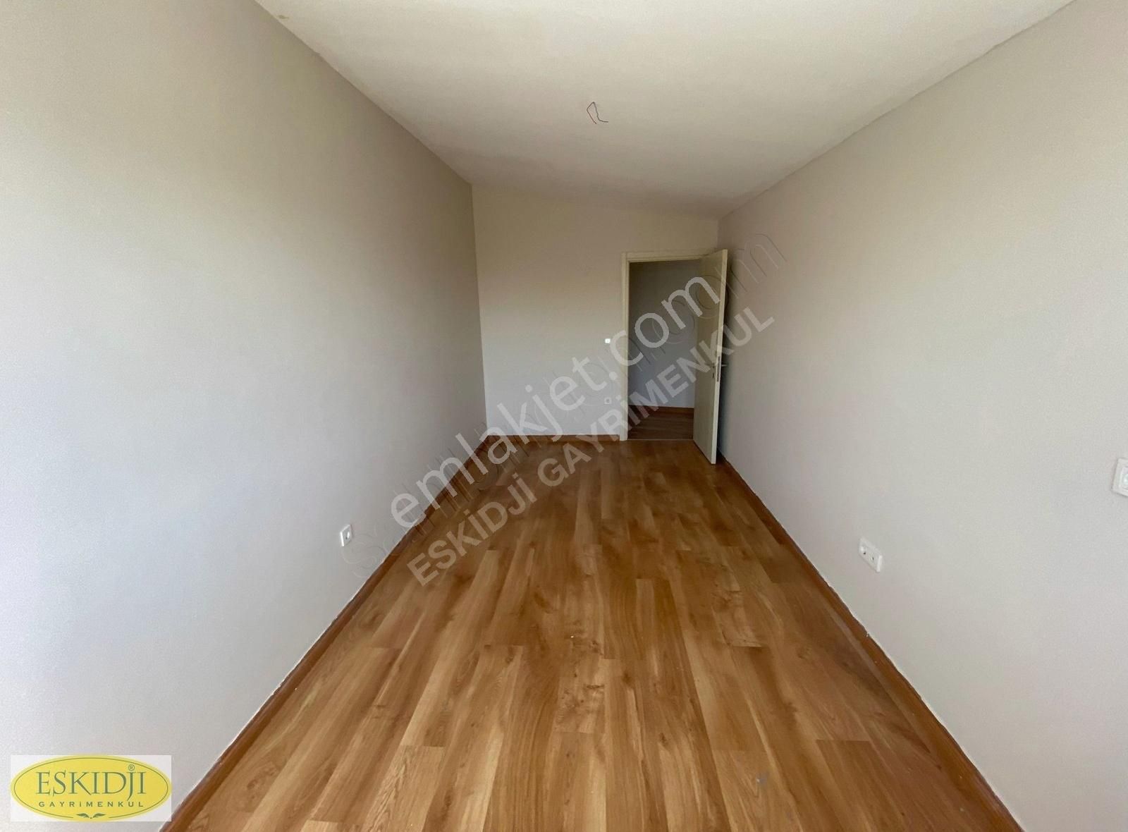 Panoramik Boğaz Ve Doğa Manzaralı 190m2- Teraslı Dublex Daire - Görsel 13