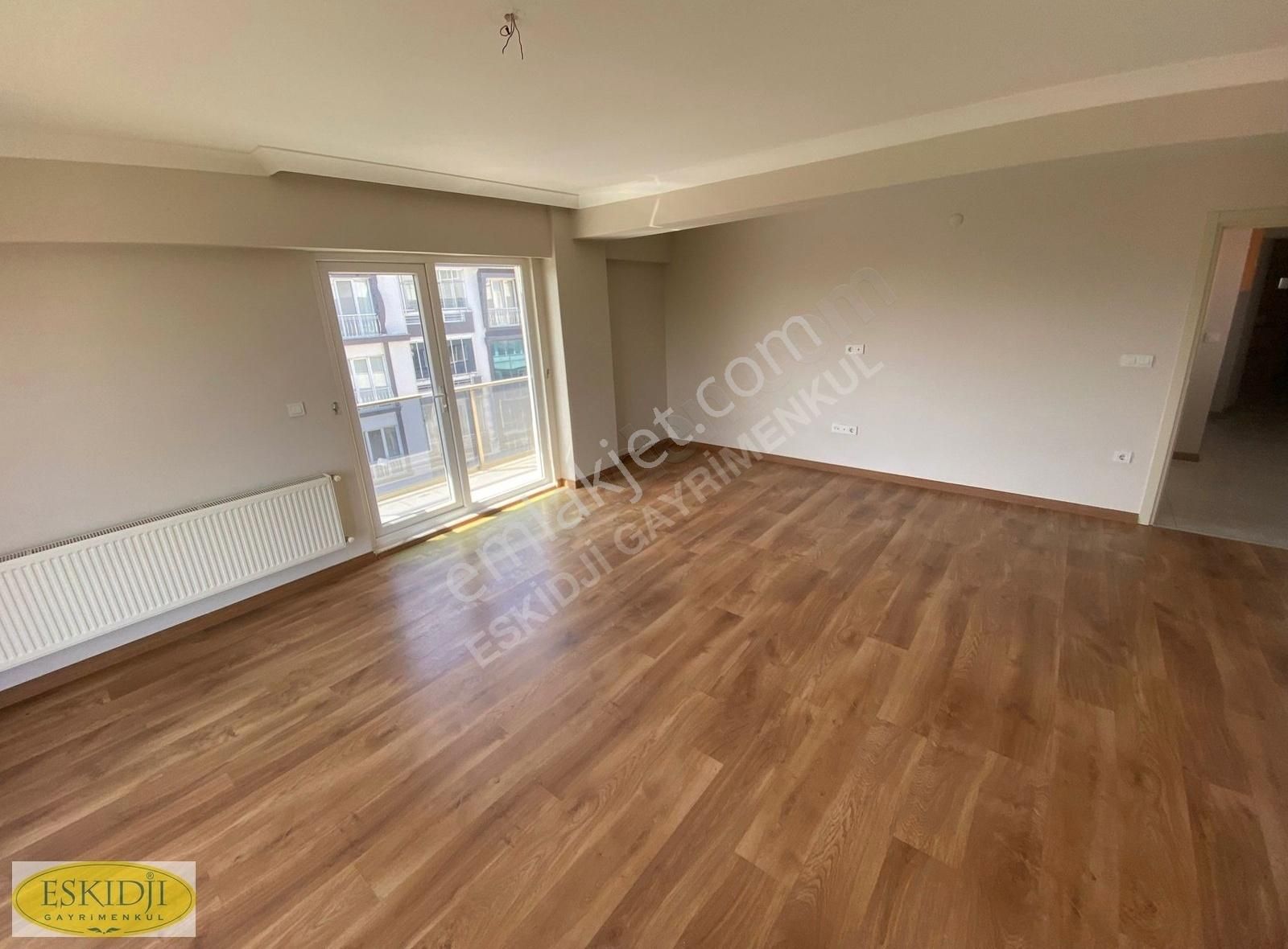 Panoramik Boğaz Ve Doğa Manzaralı 190m2- Teraslı Dublex Daire - Görsel 32