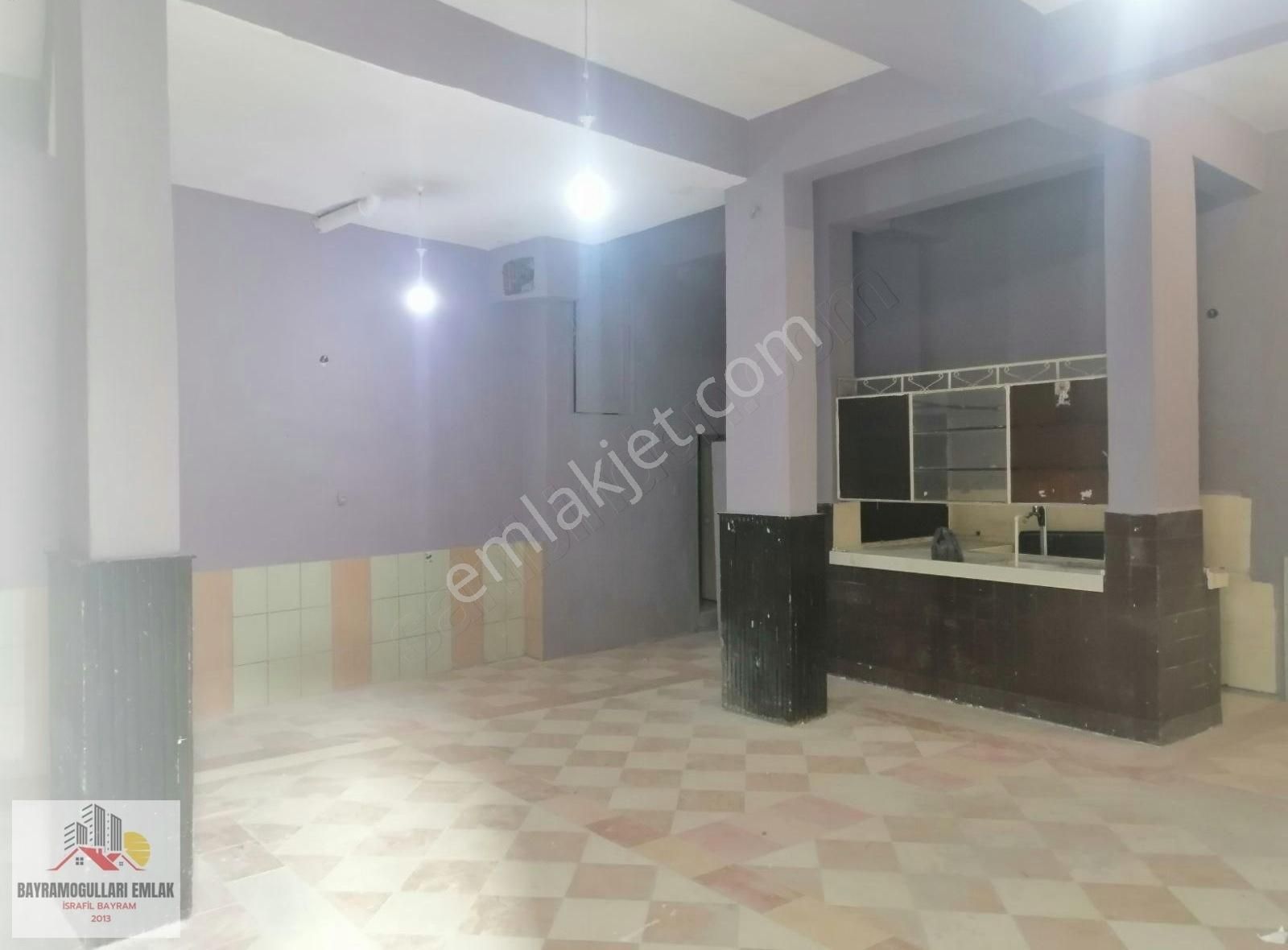Buca Fırat Mahallesinde 70m2 Kiralık Depo Veya Dükkan