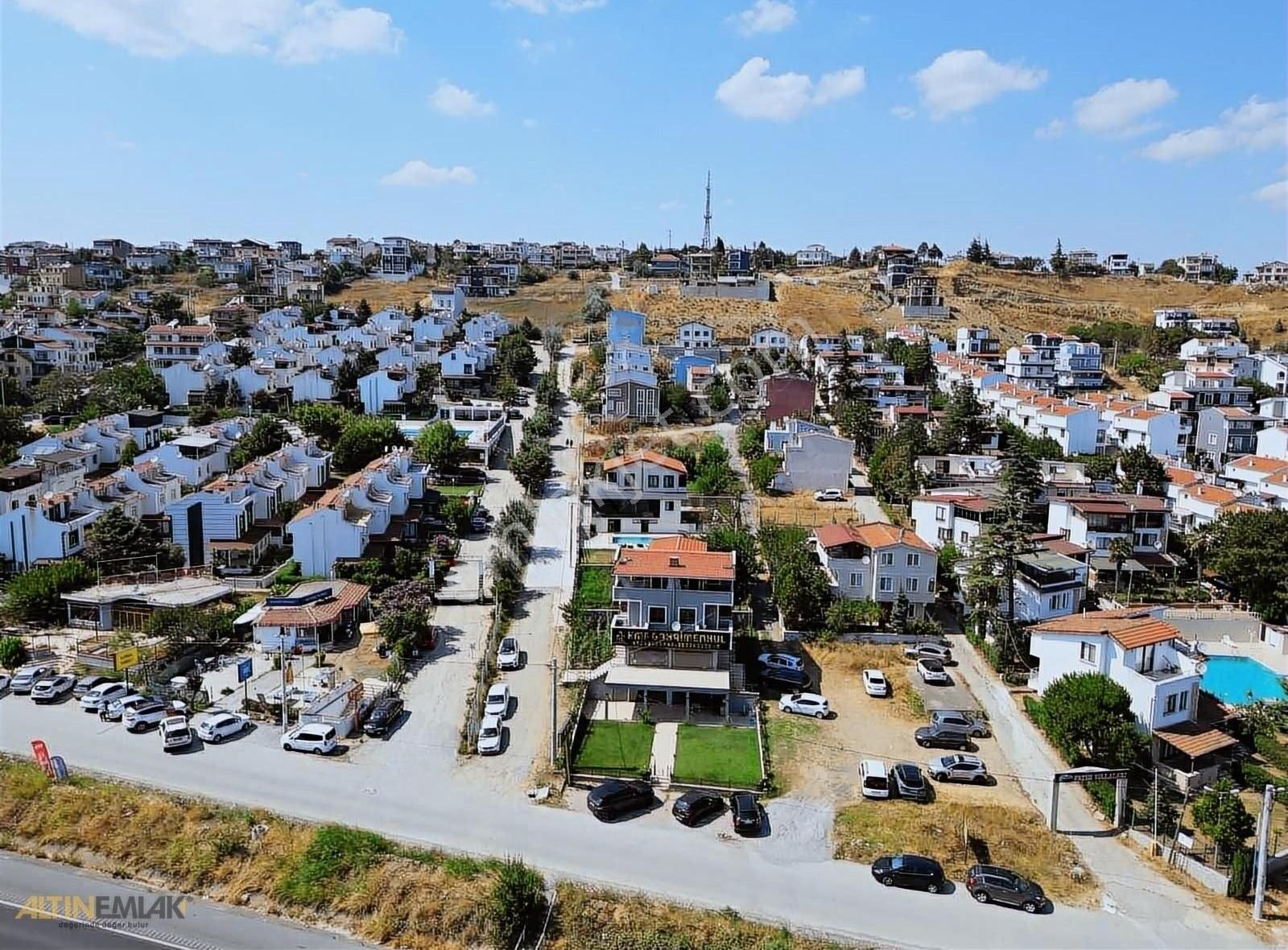 Tekirdağ Marmarereğlisi Deniz Manzaralı Bahçeli Satılık Villa