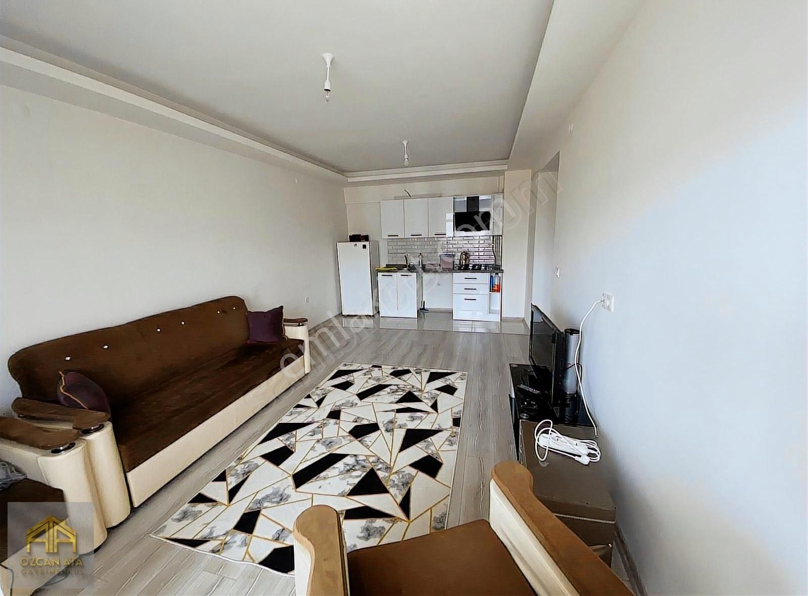 Özcan Ata'dan Şehir Hastanesin'de 1+1 Kiralık Daire