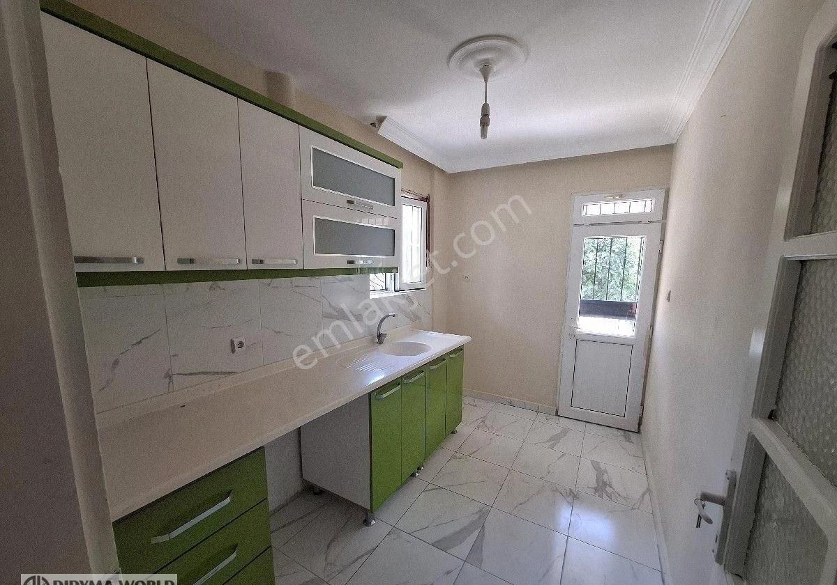 Aydın Didim Efeler Mh 2+1 Ayrı Mutfak Giriş Kat Bahceli Sürekli Kiralik Aylık 20.000 Tl