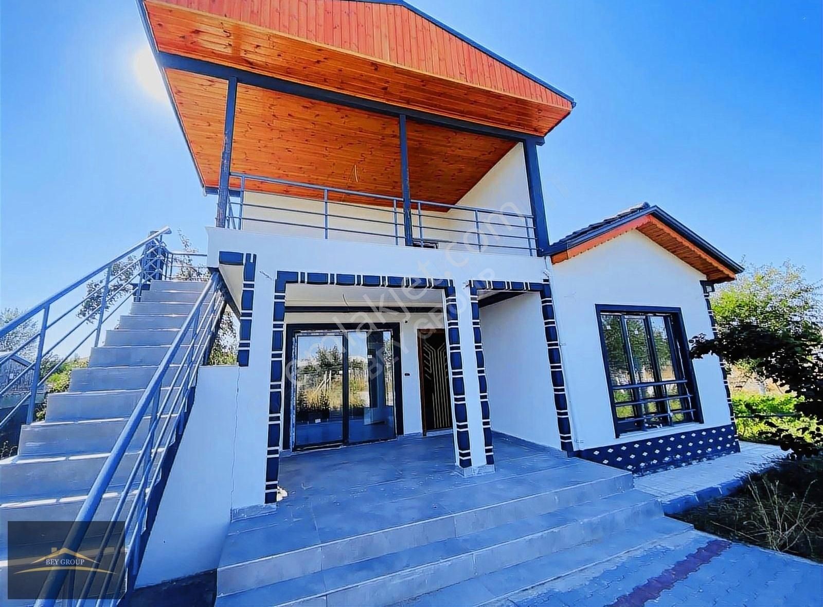 Bey'den Çubuk Yenice'de 3+1 130 M2 Ultra Lüks Satılık Masrafsız Villa