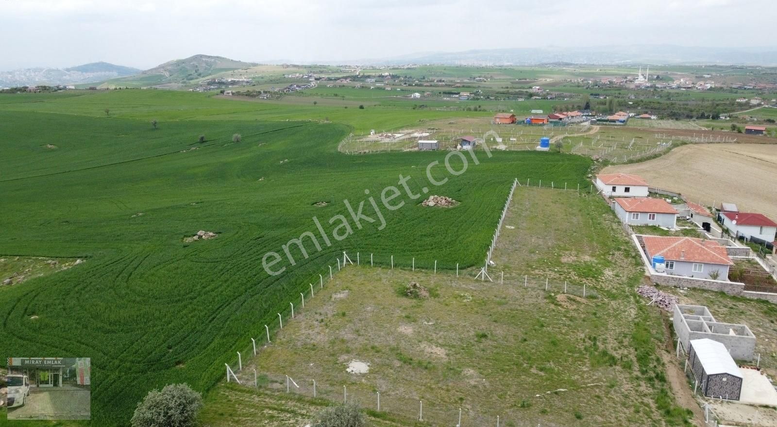 **tatlar Sakızagacın Da Bahçelerin İçerisinde Tapulu Bahçe*-*