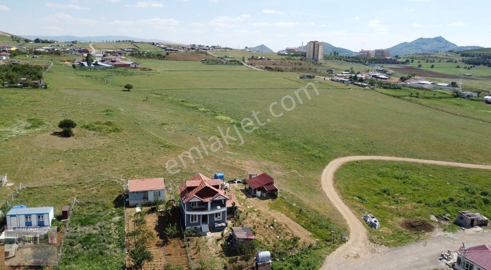 **karapürçek Çitte Toki İnşaatı Yakını Karapürçek Yakını Fırsat*