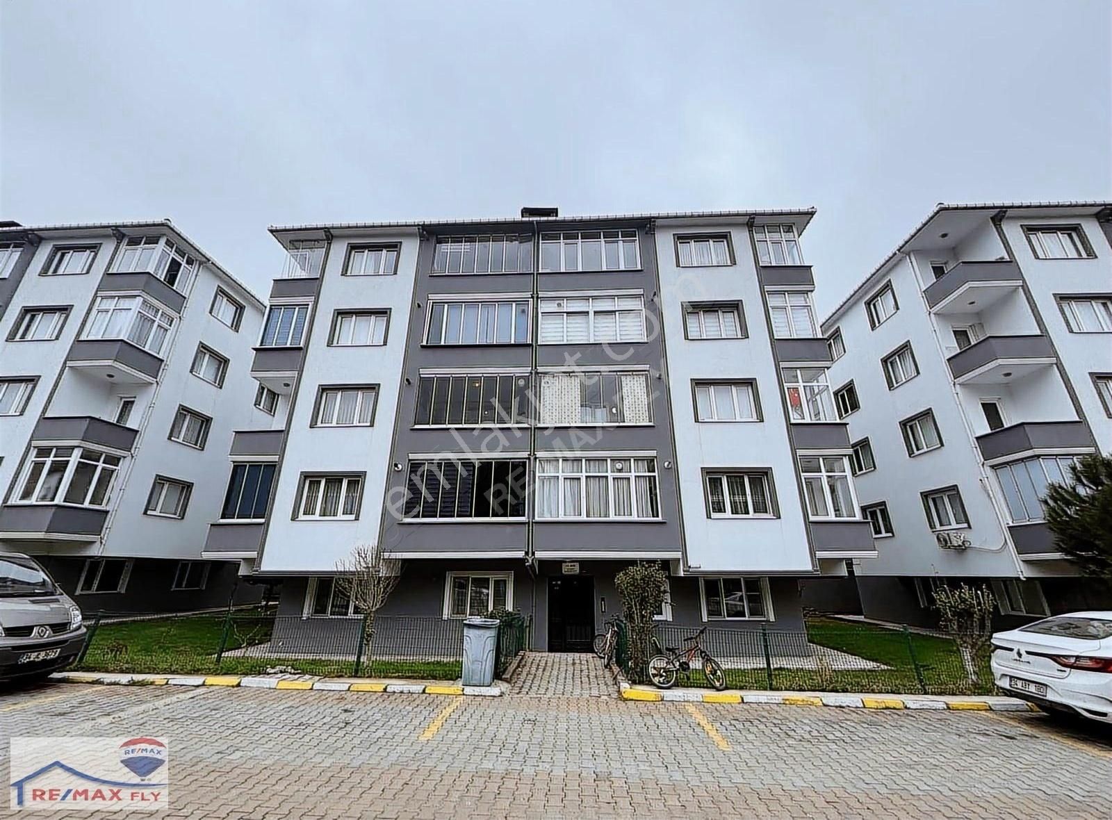 Arnavutköy Boğazköy Çamlık Vadisinde 3+1 Arakat Satılık Daire