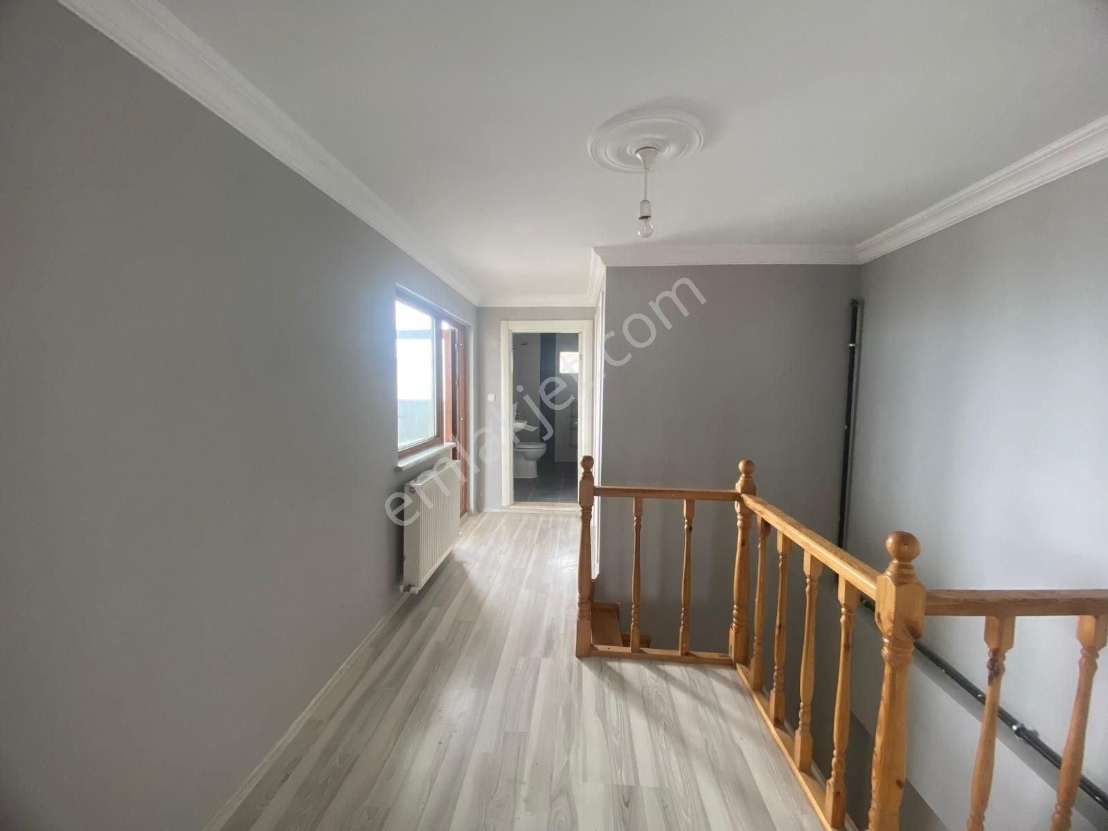 Bursa Orhangazi Arapzade Mahallesi 4+1 Kiralık Dubleks Daire