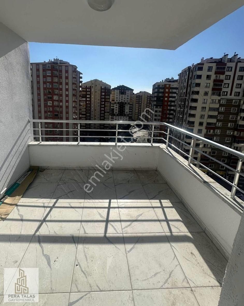 Talas Mevlana Papatya Caddesinde Sıfır 3+1 Fırsat Dairesi - Görsel 3