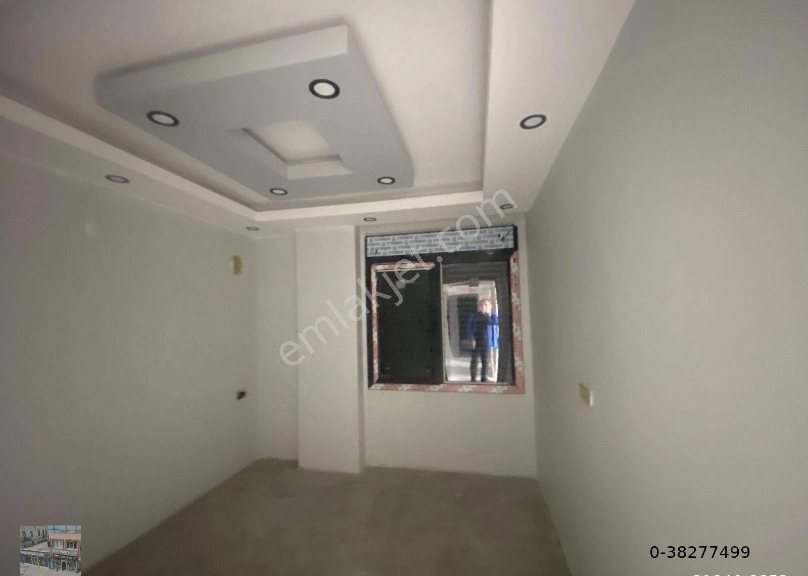 Balıkesir Ayvalık Camlık Sefa Da Satılık Daire.deniz Manzaralı