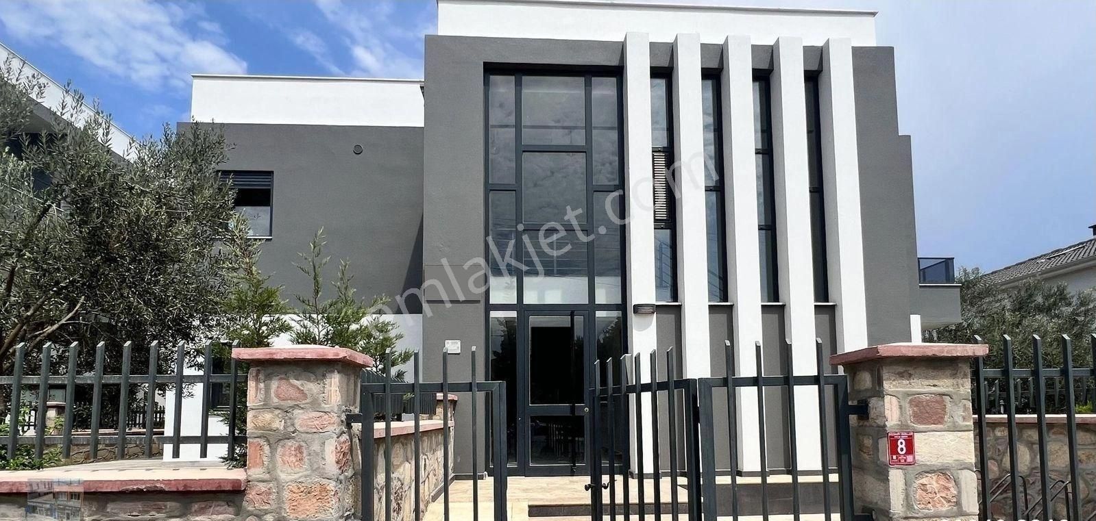 Balıkesir Ayvalık Sarımsaklı Da Satılık Muhtesem Daireler - Görsel 11