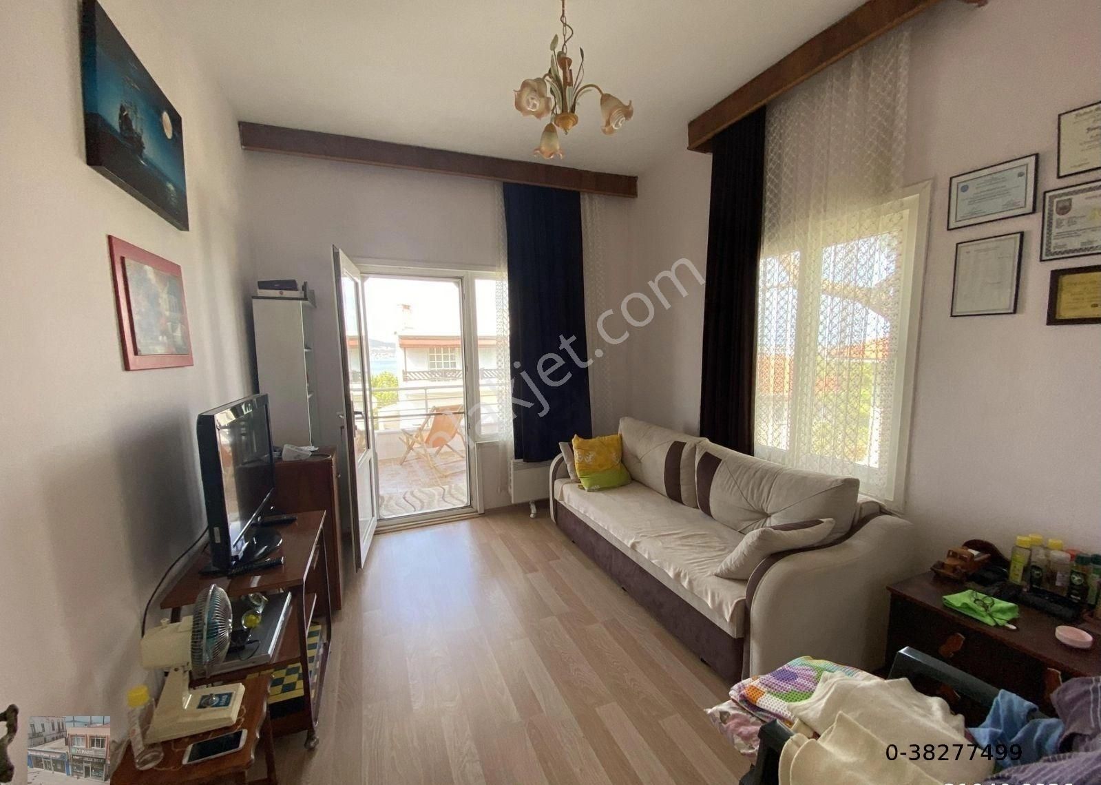 Balıkesir Ayvalık Camlık Ta Satılık Daire.deniz Manzaralı.