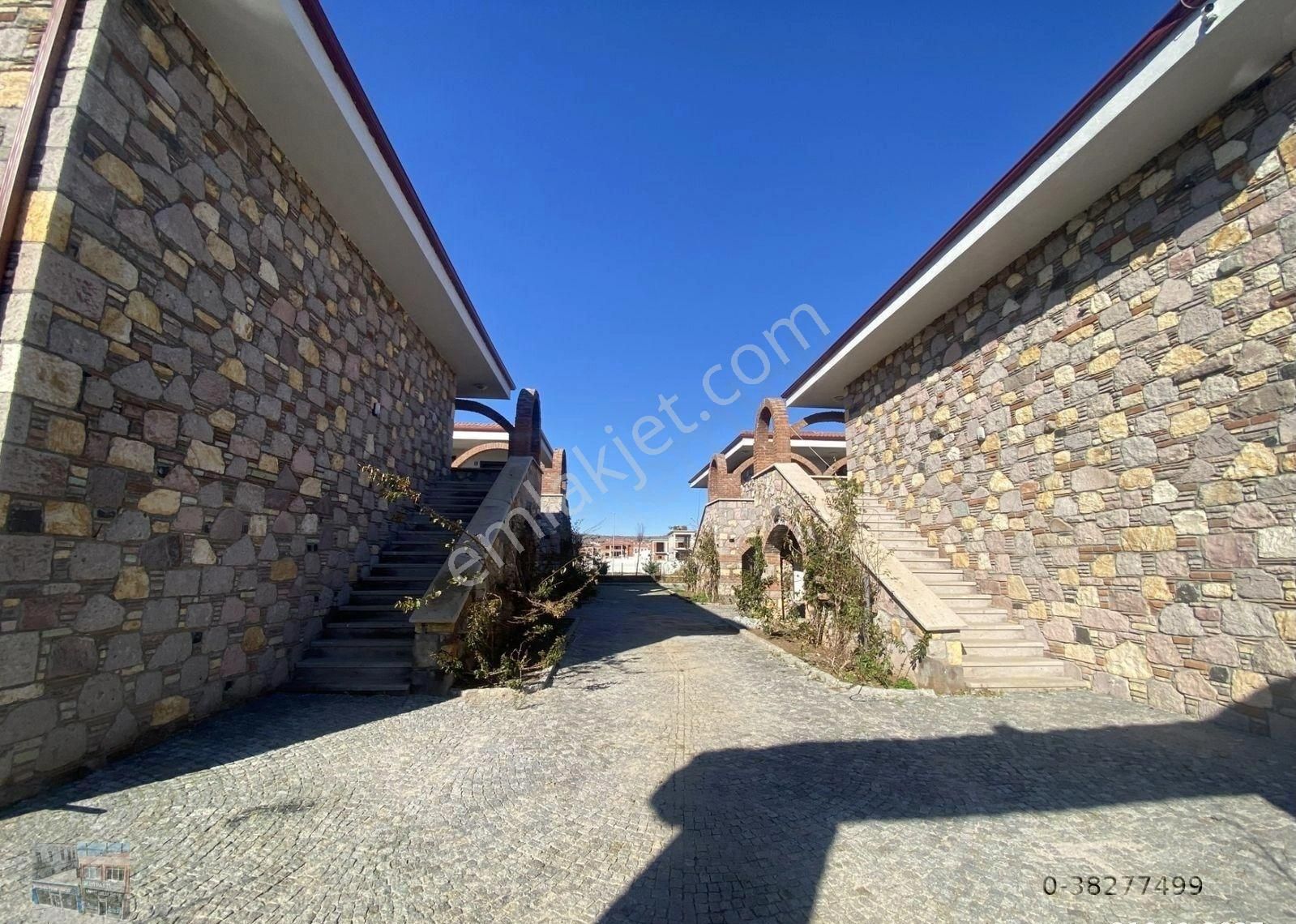 Balıkesir Ayvalık Küçükköy De Satılık Daireler. - Görsel 3