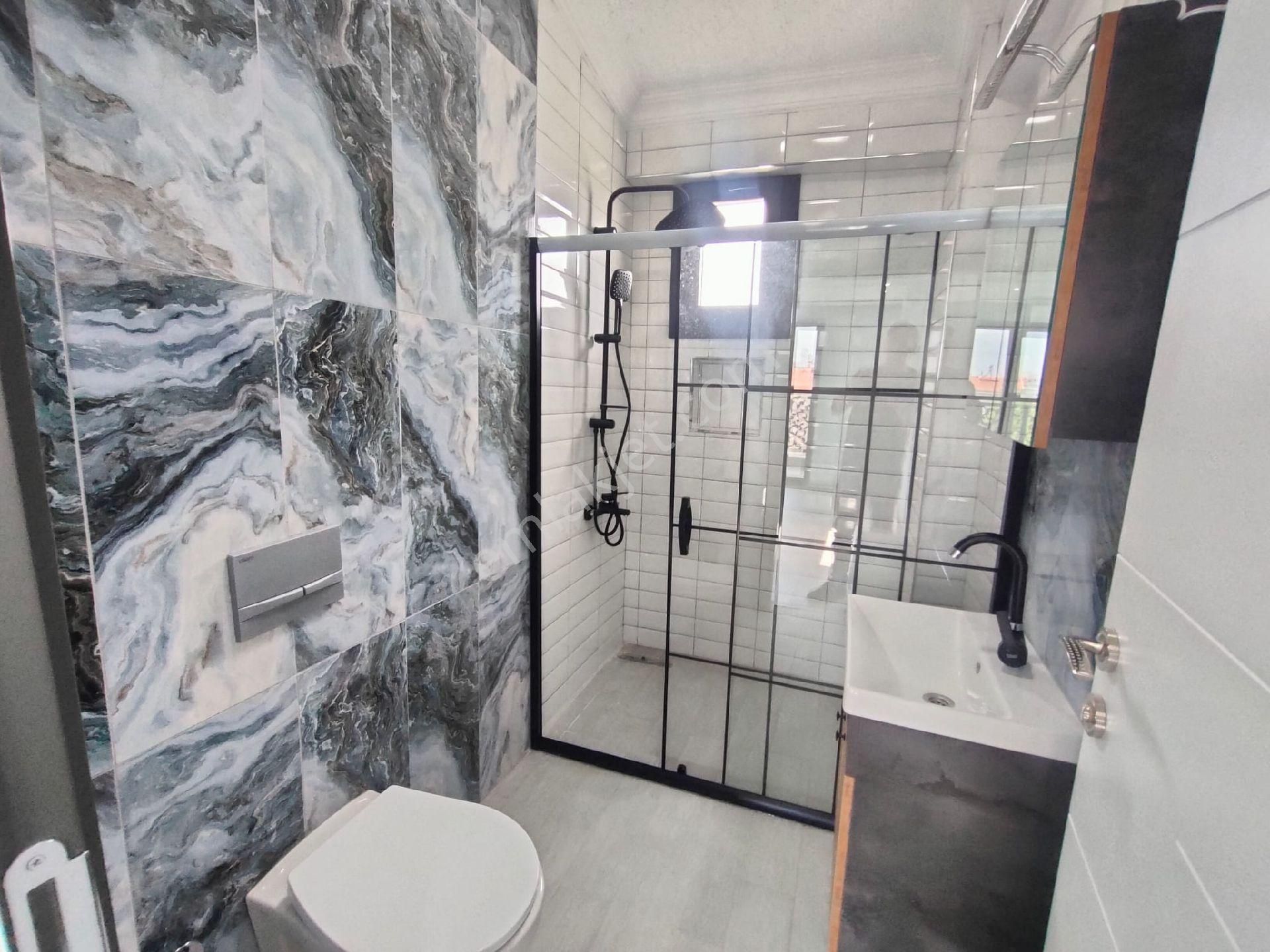 Yeniçiftlik Mh'de Büyük Havuzlu Lüks Villa - Görsel 31