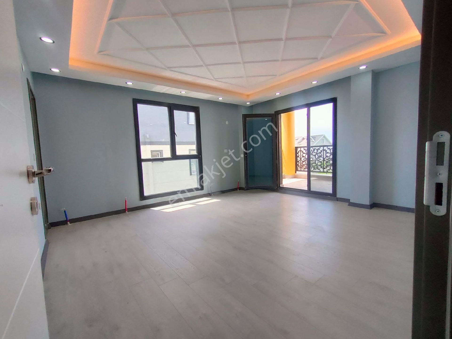 Yeniçiftlik Mh'de Büyük Havuzlu Lüks Villa - Görsel 14