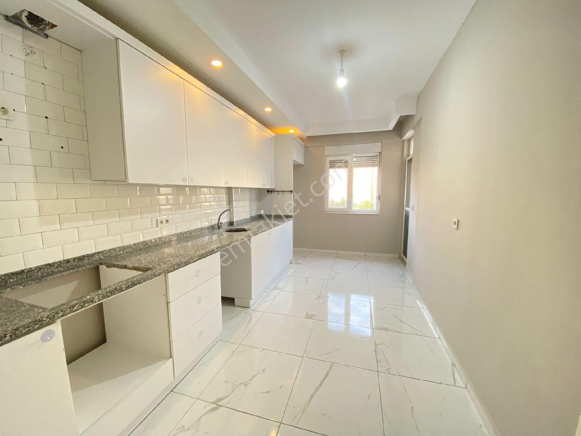Antalya Manavgat Side Mahallesi'nde Satılık 2+1 Daire