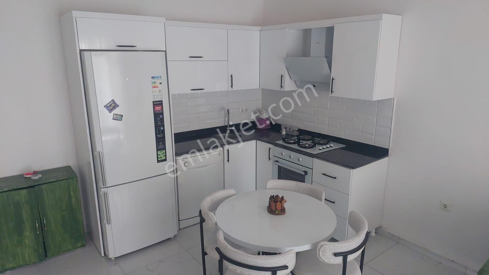 Alanya Avsallar Sakura Park Sitesinde Eşyalı 1+1 Daire
