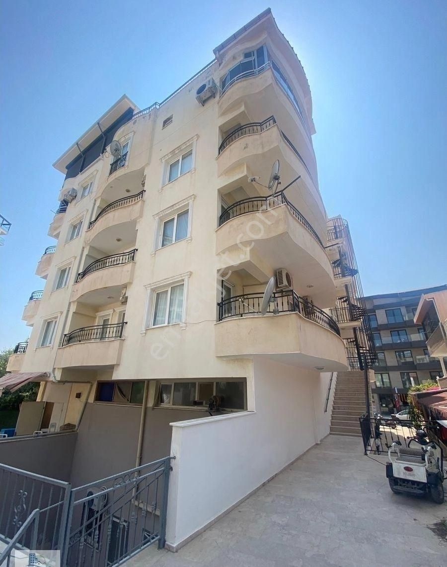 Altınkumda Denize 50 Metre Mesafede Full Deniz Manzaralı 2+1 Satılık Daire
