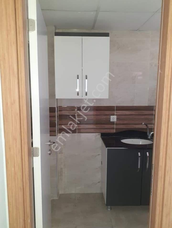 Acil Satılık Muhteşem Konumlu Daire M1 Reala Yakin