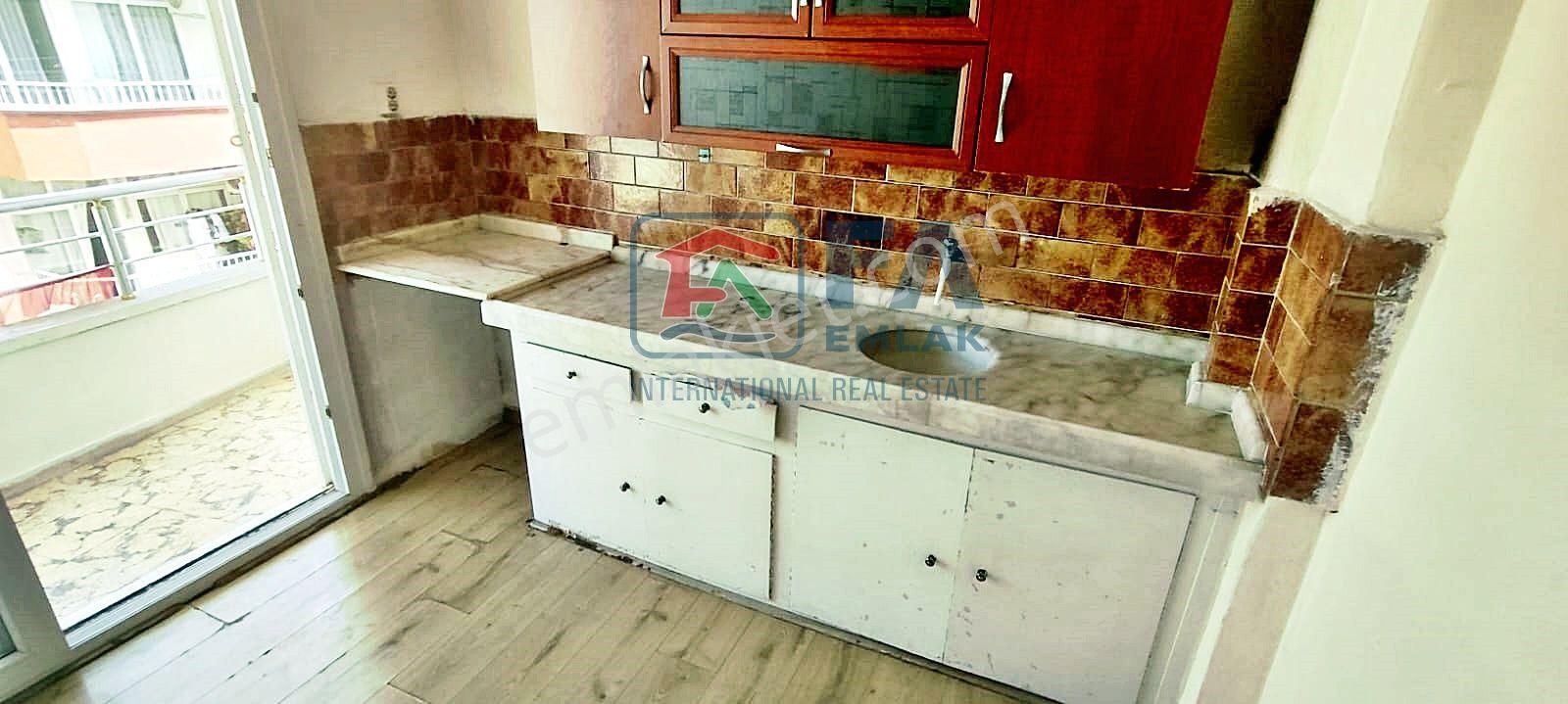 Fa Emlak'tan Silifke Cad. Civ. Hamidiye Mah.2+1 Kiralık Daire