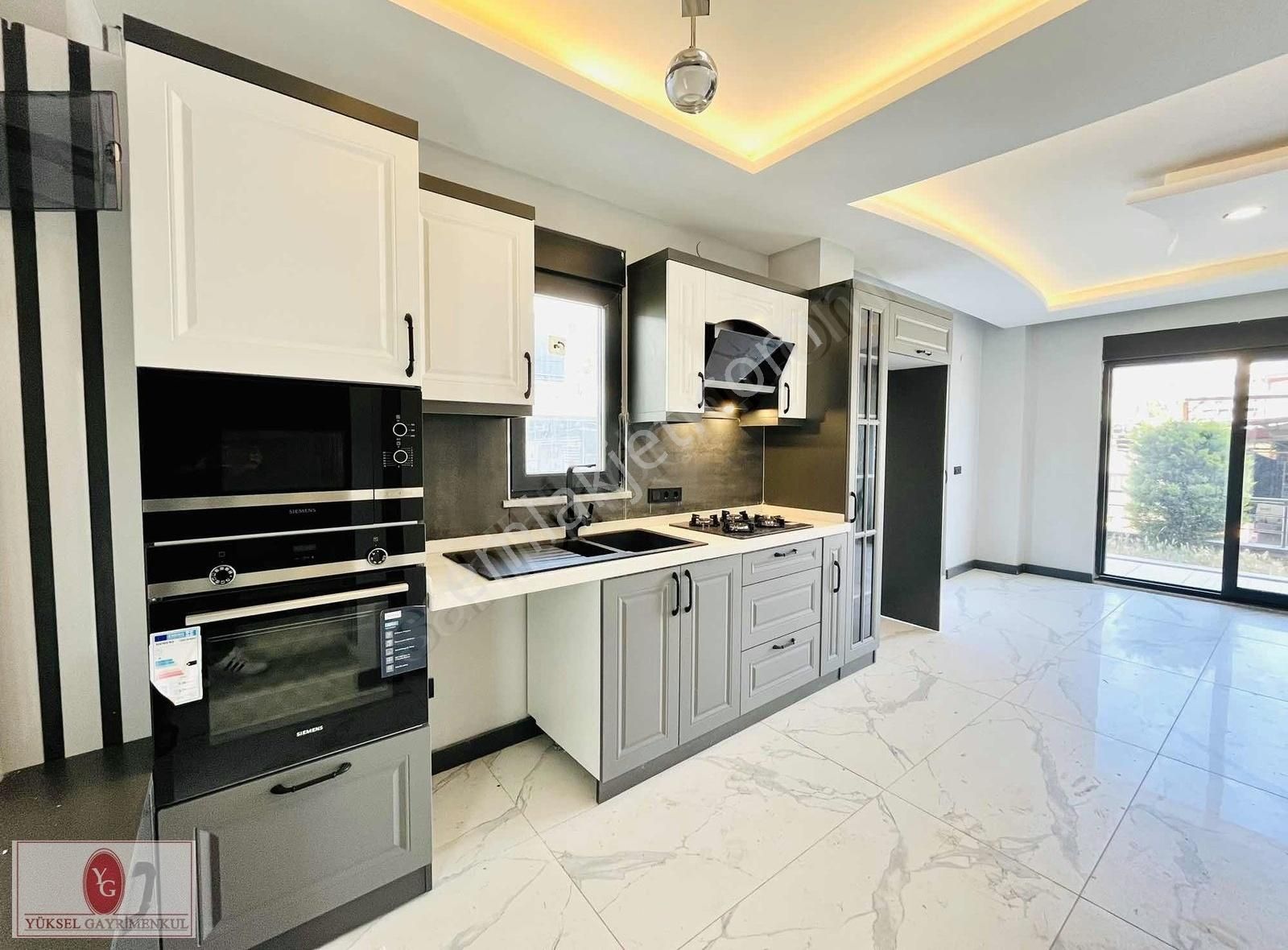 Yükselden Güre İskelede Akıllı Sistem Deniz Manzaralı 3+1 Villa