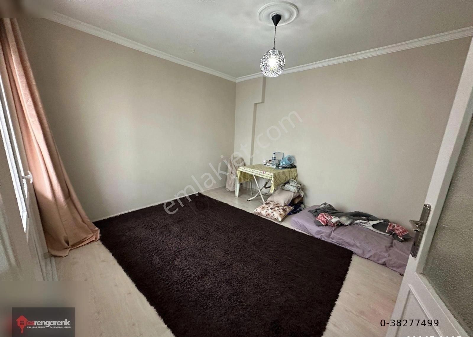 7539 Rengarenk'ten Acil Satılık 2+1 70m2 2. Kat Masrafsız