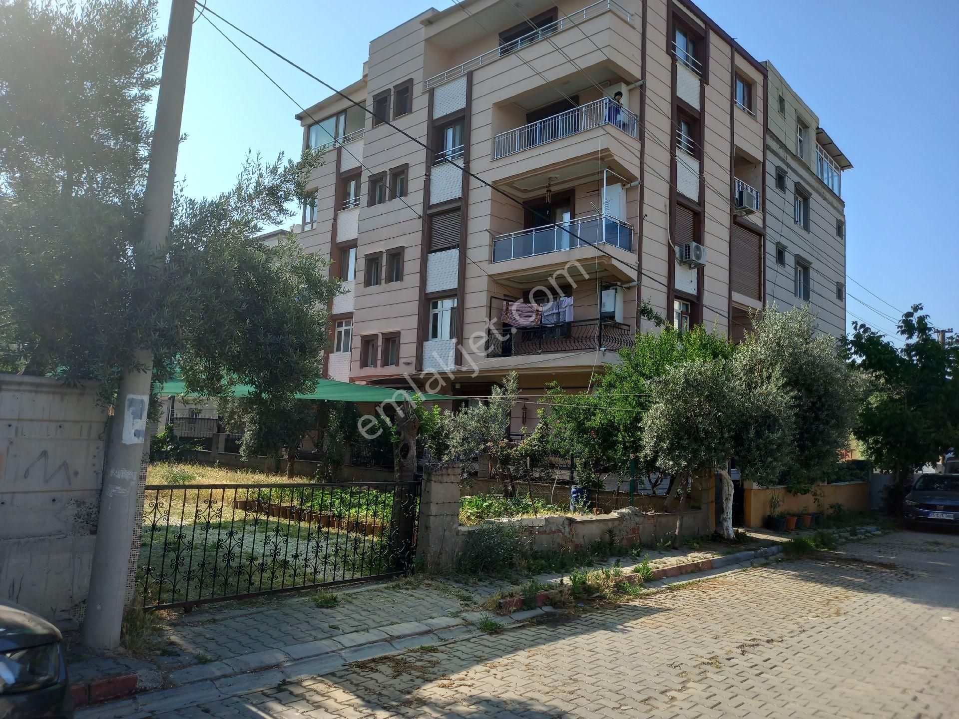 Sahibinden Acele Satılık Torbalı Tepeköyde 261m2 İki Cephesi Sokak Olan 4 Kat İmarlı Arsa