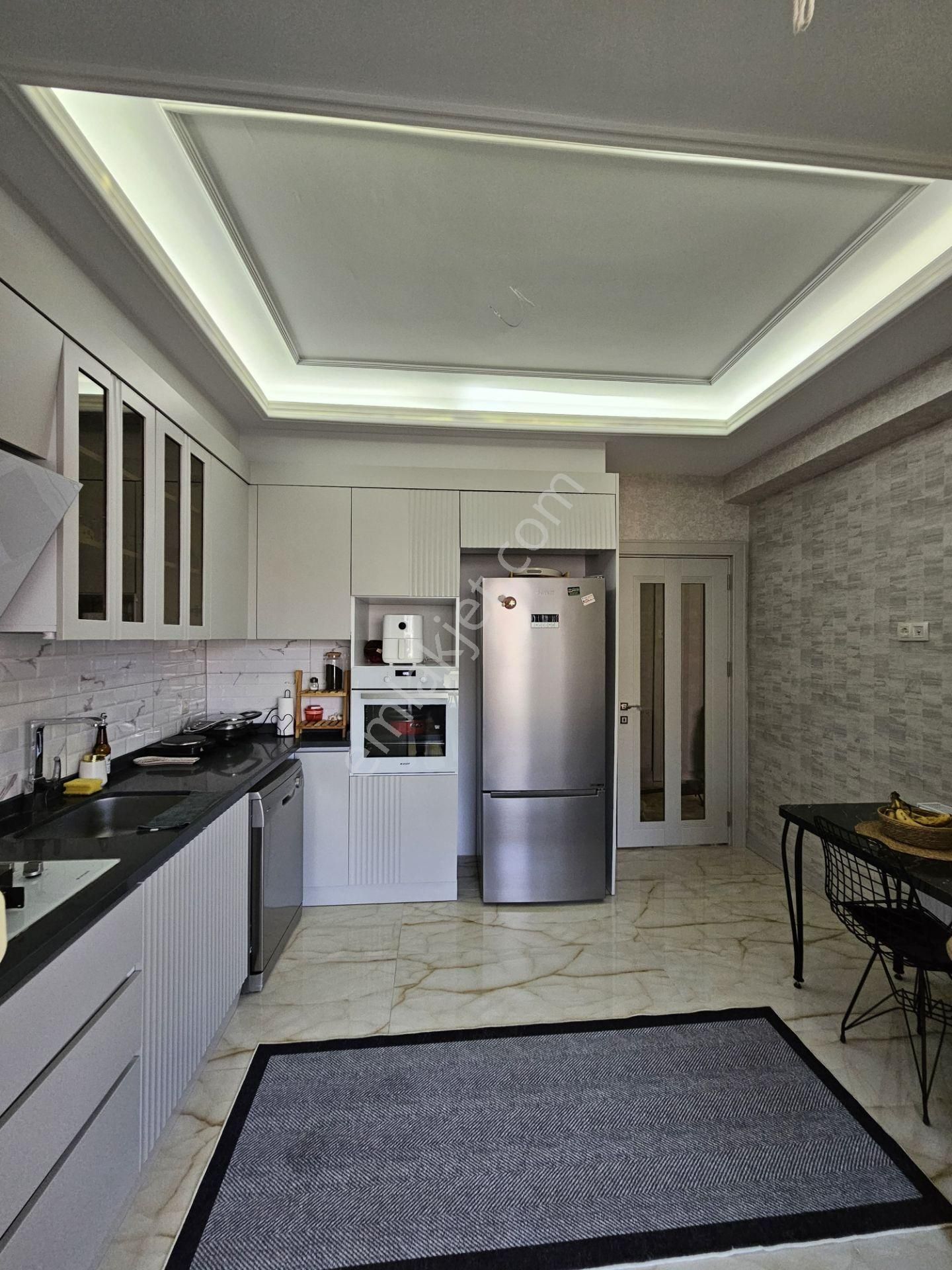 Rota Dan Livia Yapıda 2+1 Satılık Lüks Daire