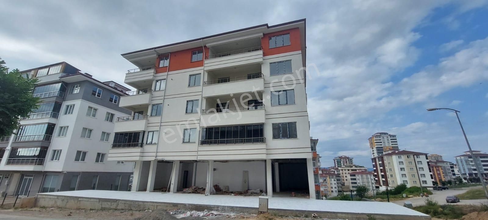 Kastamonu Merkez M.akif Ersoy Mah Tosya Yolu Sıfır 2+1 Kiralık