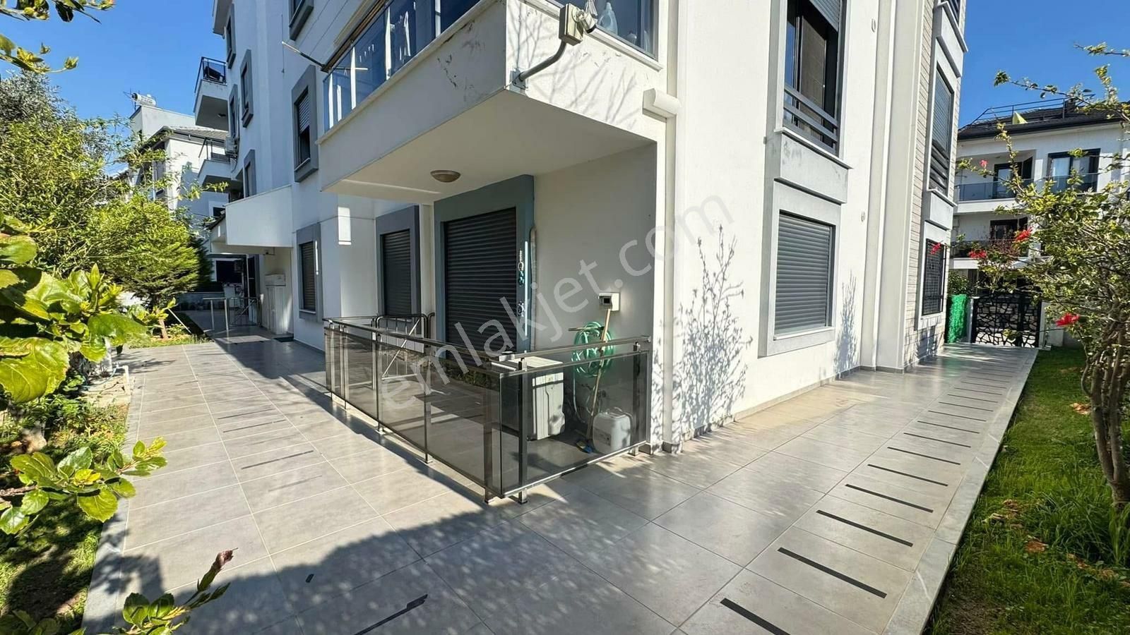 Didim Cumhuriyet Mah.realtyworld Doğa Emlak Güvencesiyle 2 Artı Bir Daire
