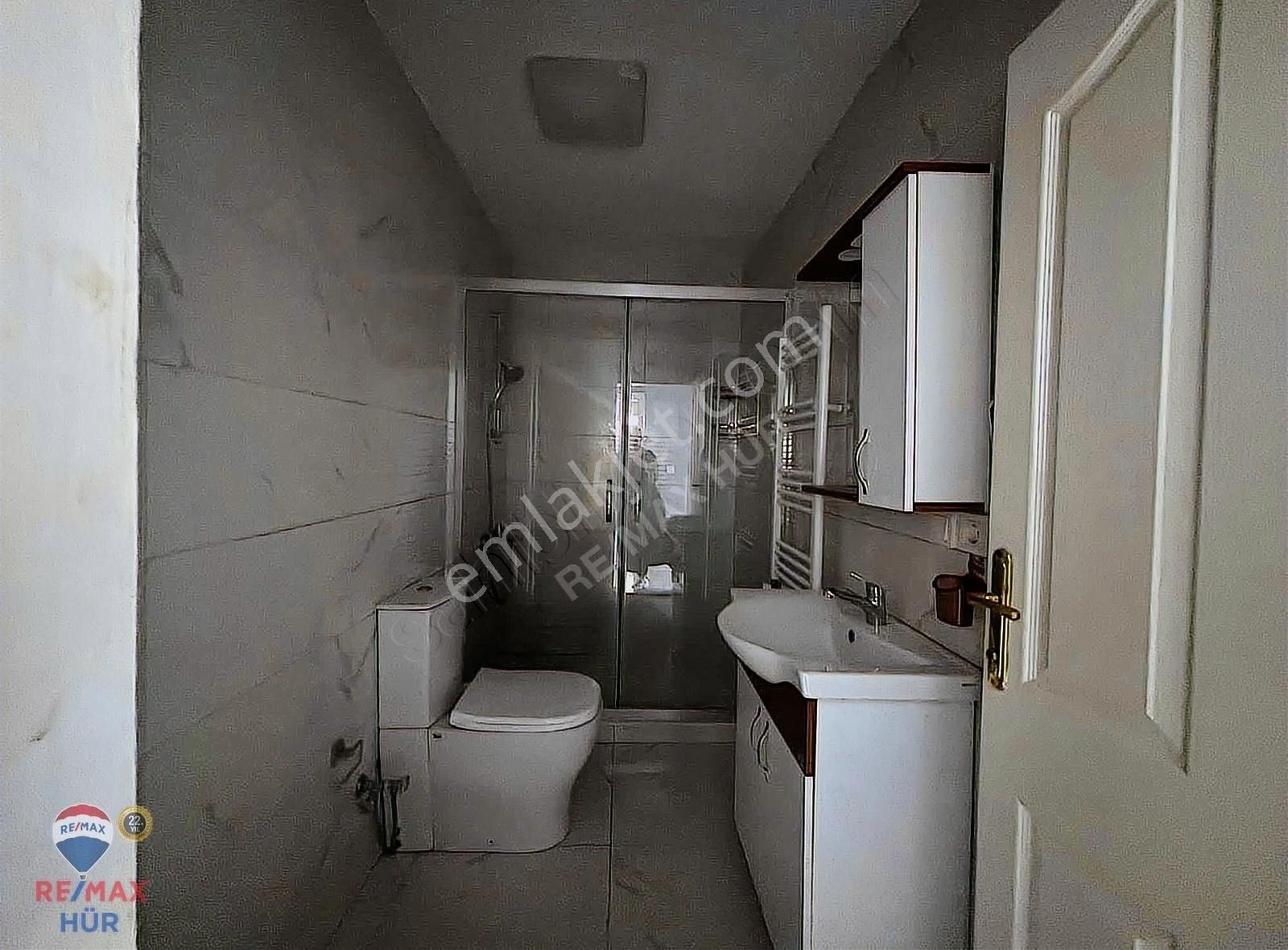Remax-hür'den Serdivan 'da 3+1 Daire