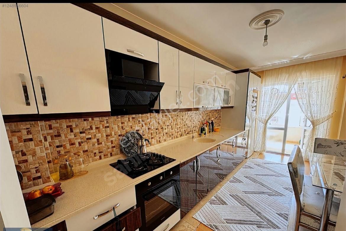 Mç Emlaktn İstasyon Mah'sinde 3+1 Asansörlü Satılık Daire