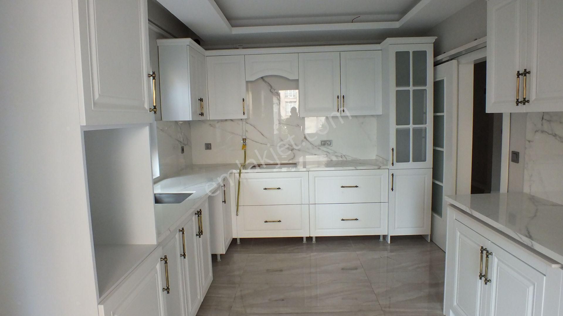 Çukurçayır Merkez Kiralık 121m2 1. Kat 2+1 Lüks Sıfır Daire