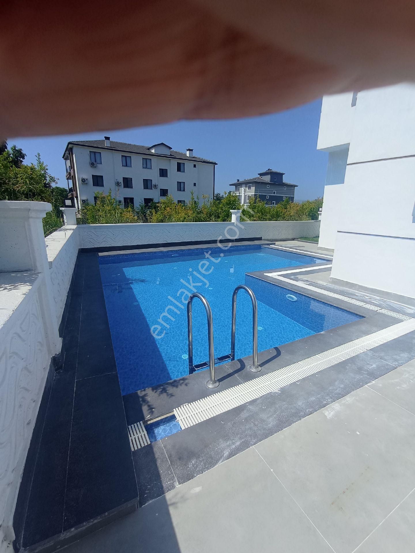 Muğla Dalaman Altıntas Mah Havuzlu Satılık 1+1 Daireler