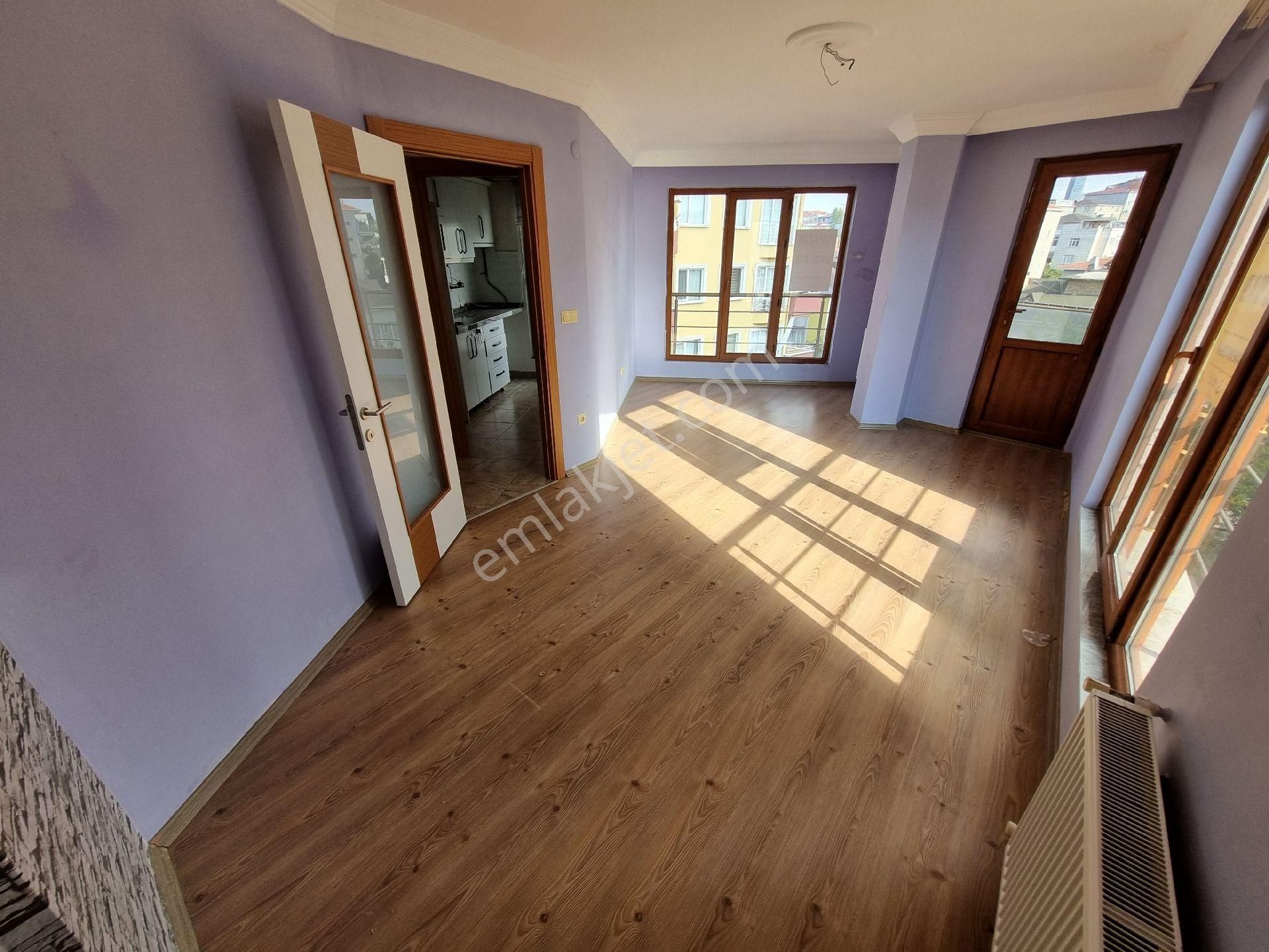 Ataşehir Mahallesinde 3+2 Kiralık Dubleks Daire