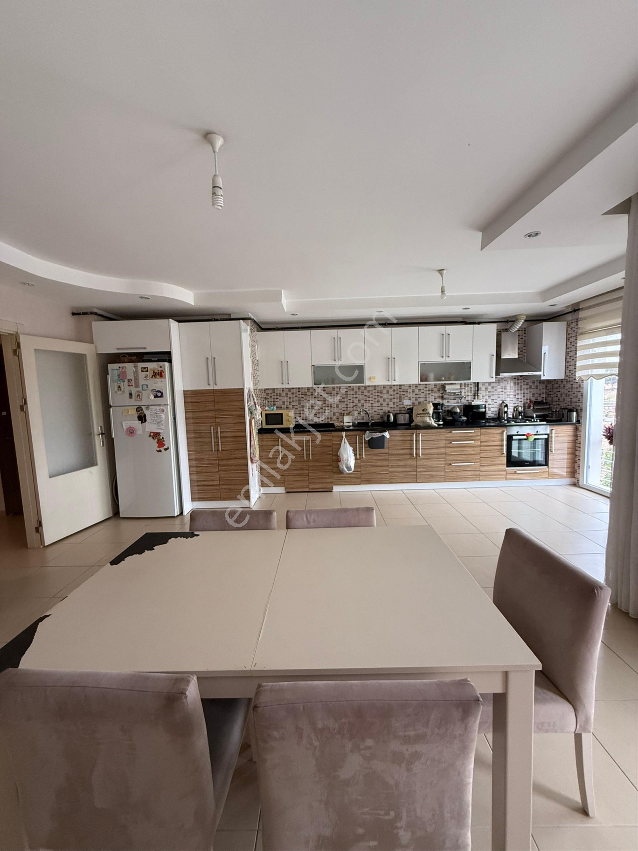Altaylılar Mahallesi Yeşil Vadi Sitesi’nde Satılık Daire