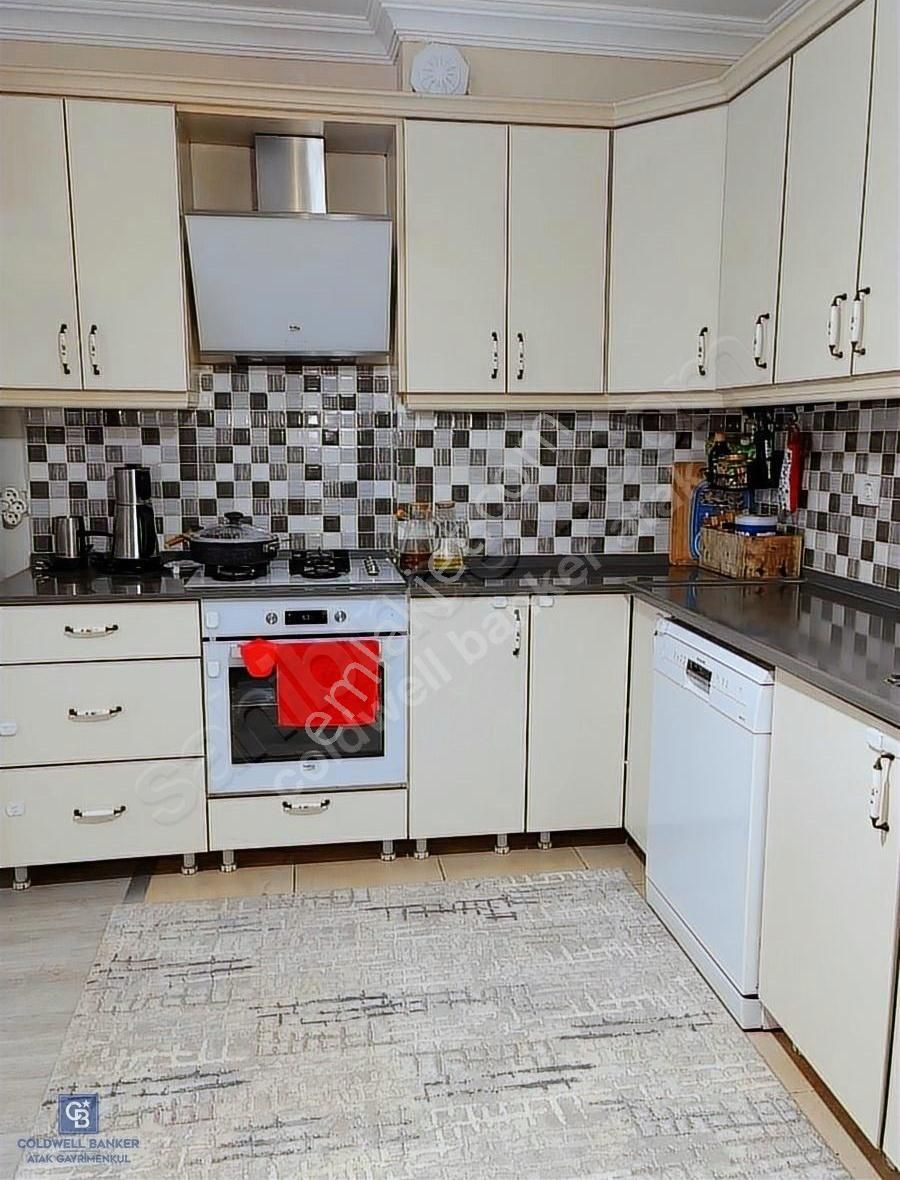 Çeşme Dalyan Da Kiralık 3+1 Daire - Görsel 13