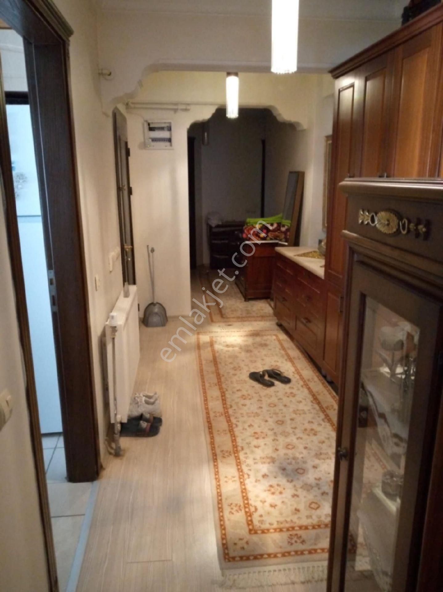 Satılık 3+1 Daire 160 Metrekare Esatpaşa Mahallesi'nde