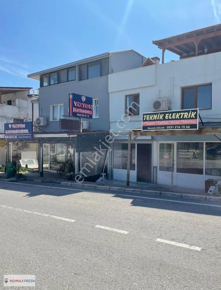 Mordoğan'da Sahile Yakın Cadde Üstü Kiralık Dükkan