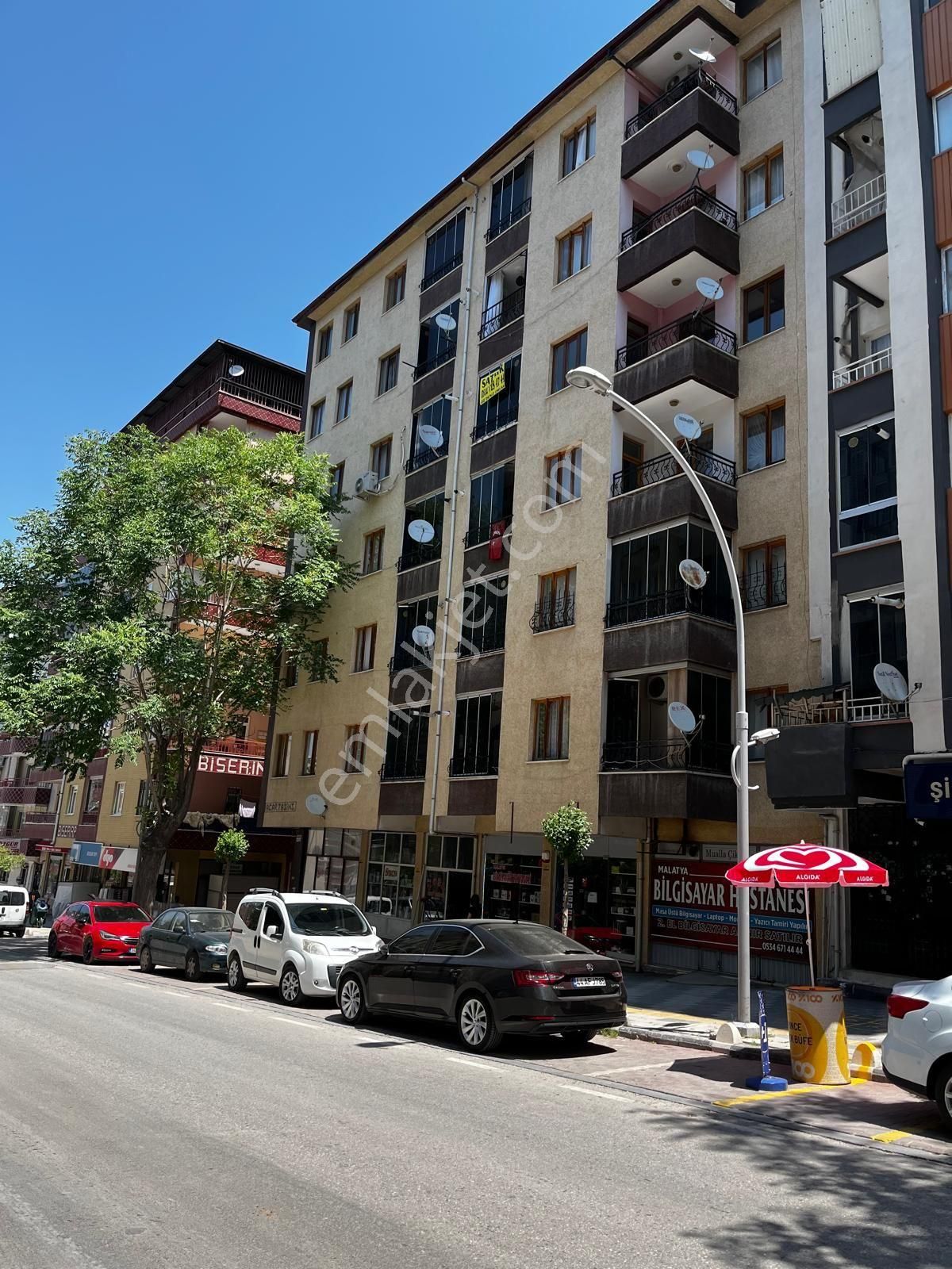 Paşaköşkünde Satılık Daire