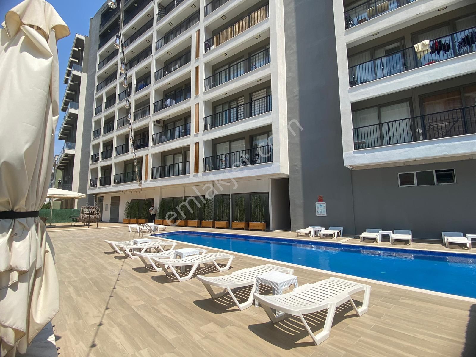 Buca-koop Mah.de 1+1 55m2 Dgazlı Eşyalı Havuzlu Site İçerisinde Lüx Kiralık Daire