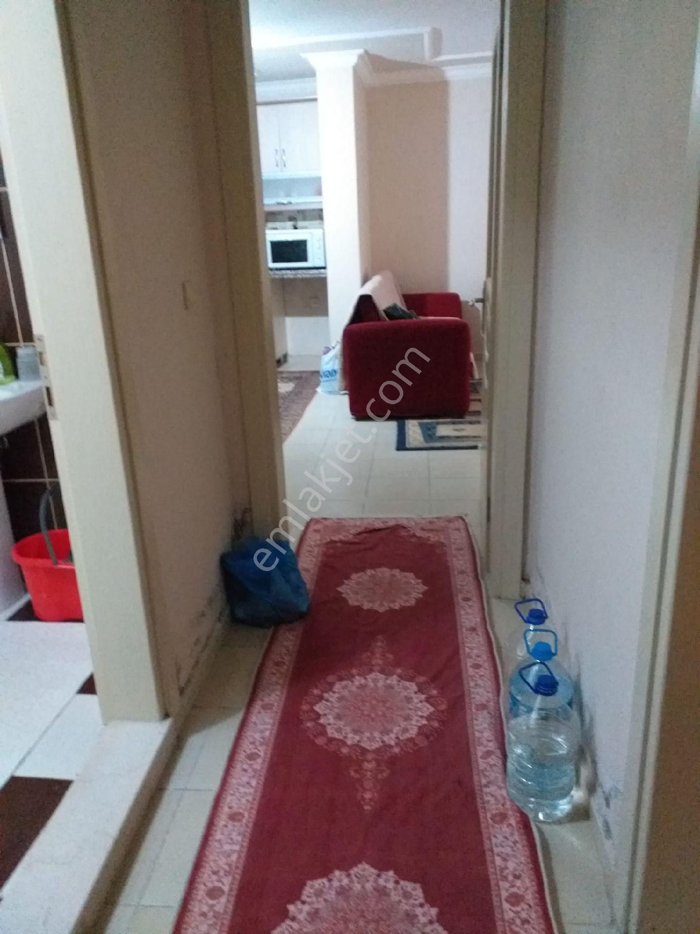 Dikili Gazipaşa Mahallesinde Satılık Düz Giriş 1+1 Daire