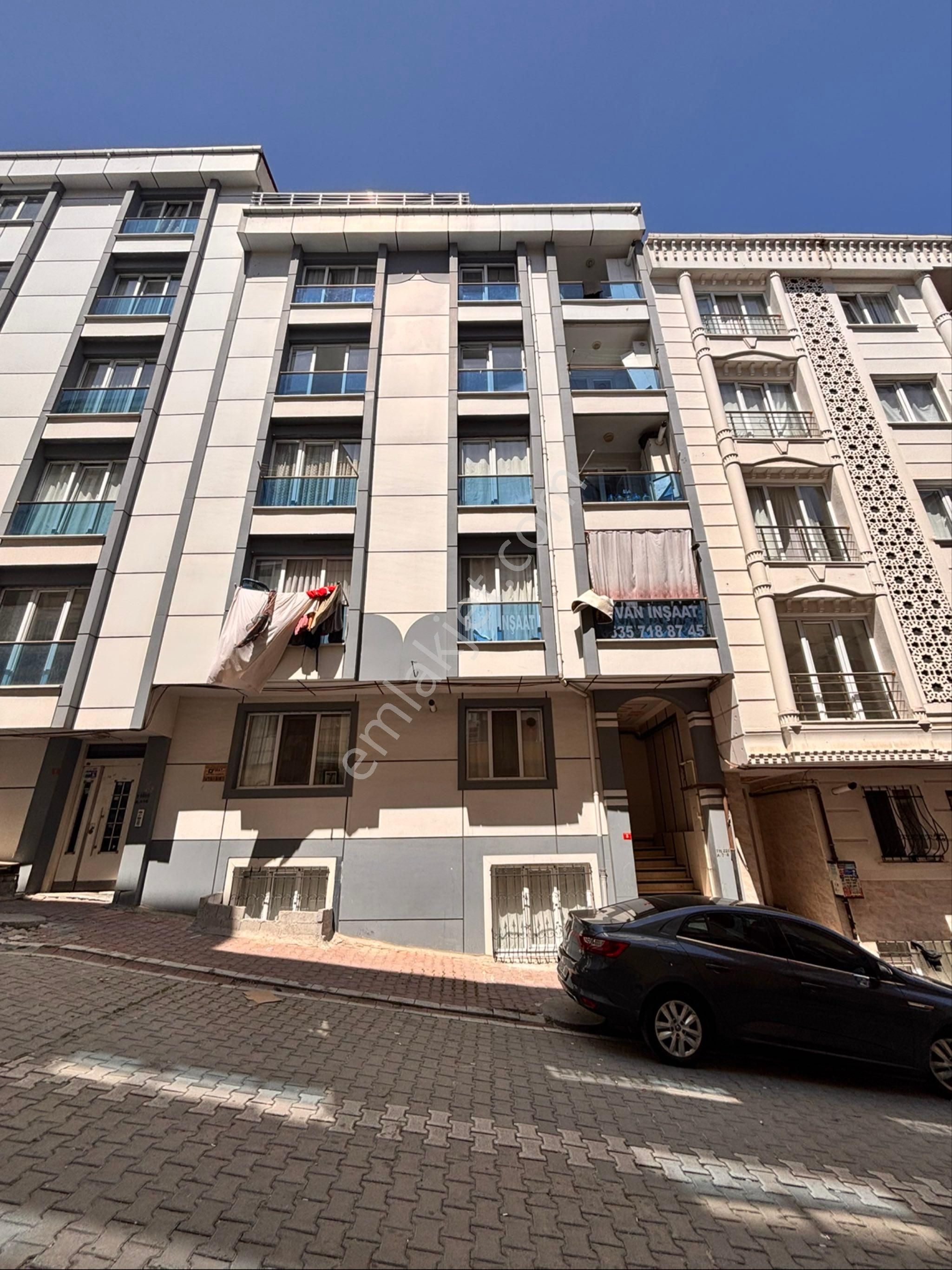 Eskule Avm Nin Yanı Hem Geniş Hem Merkezi Boş Komisyonsuz 3+2 /150m2 Dubleks Daire