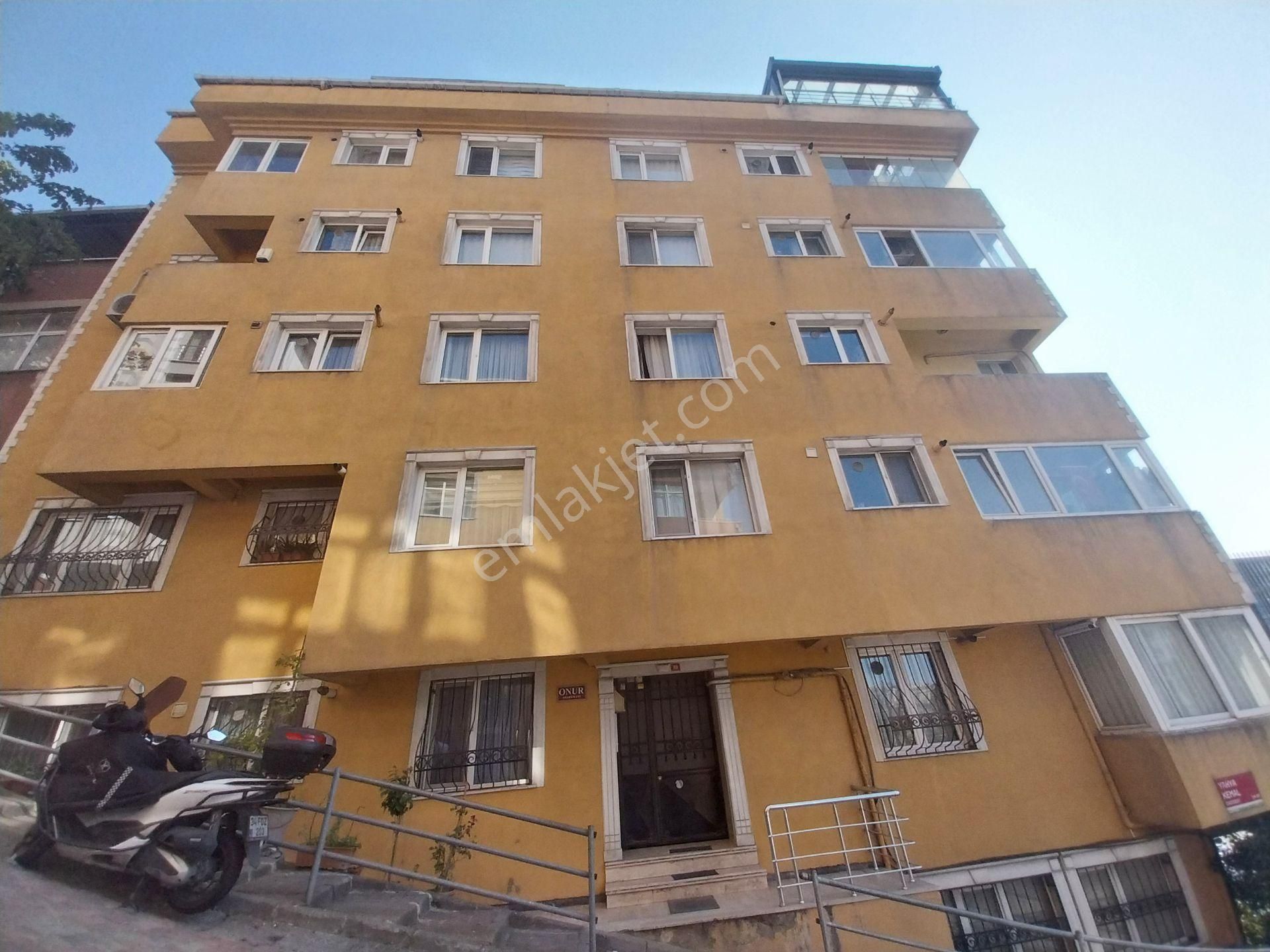 İstanbul Kağıthane Yahya Kemal'de 3+1 Kiralık Daire