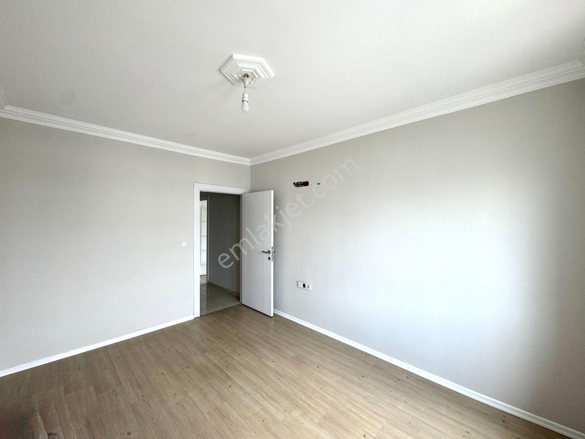 Gebizli Mahallesi Asansörlü Ayrı Mutfaklı Geniş Dubleks - Görsel 28