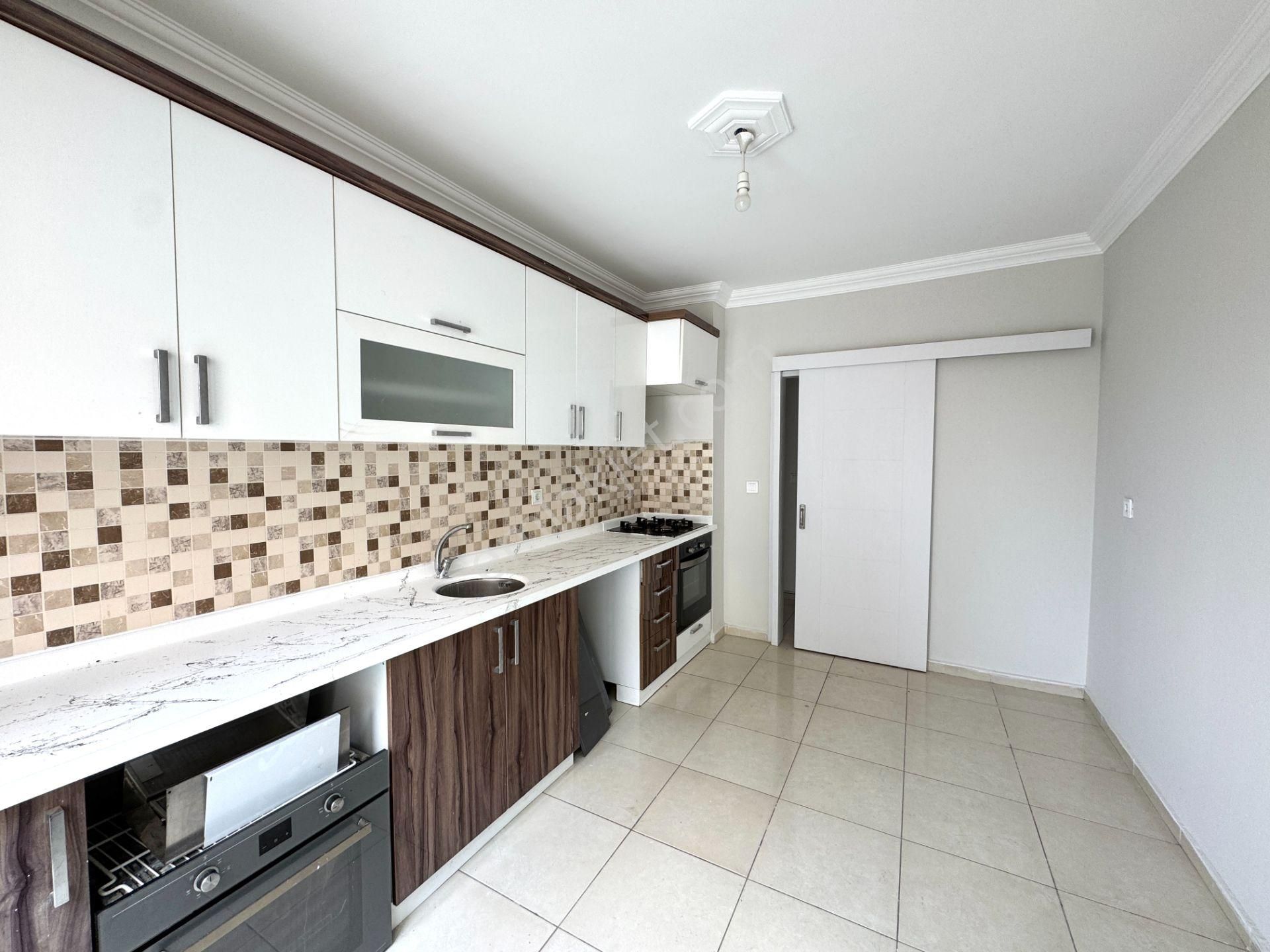 Gebizli Mahallesi Asansörlü Ayrı Mutfaklı Geniş Dubleks - Görsel 2