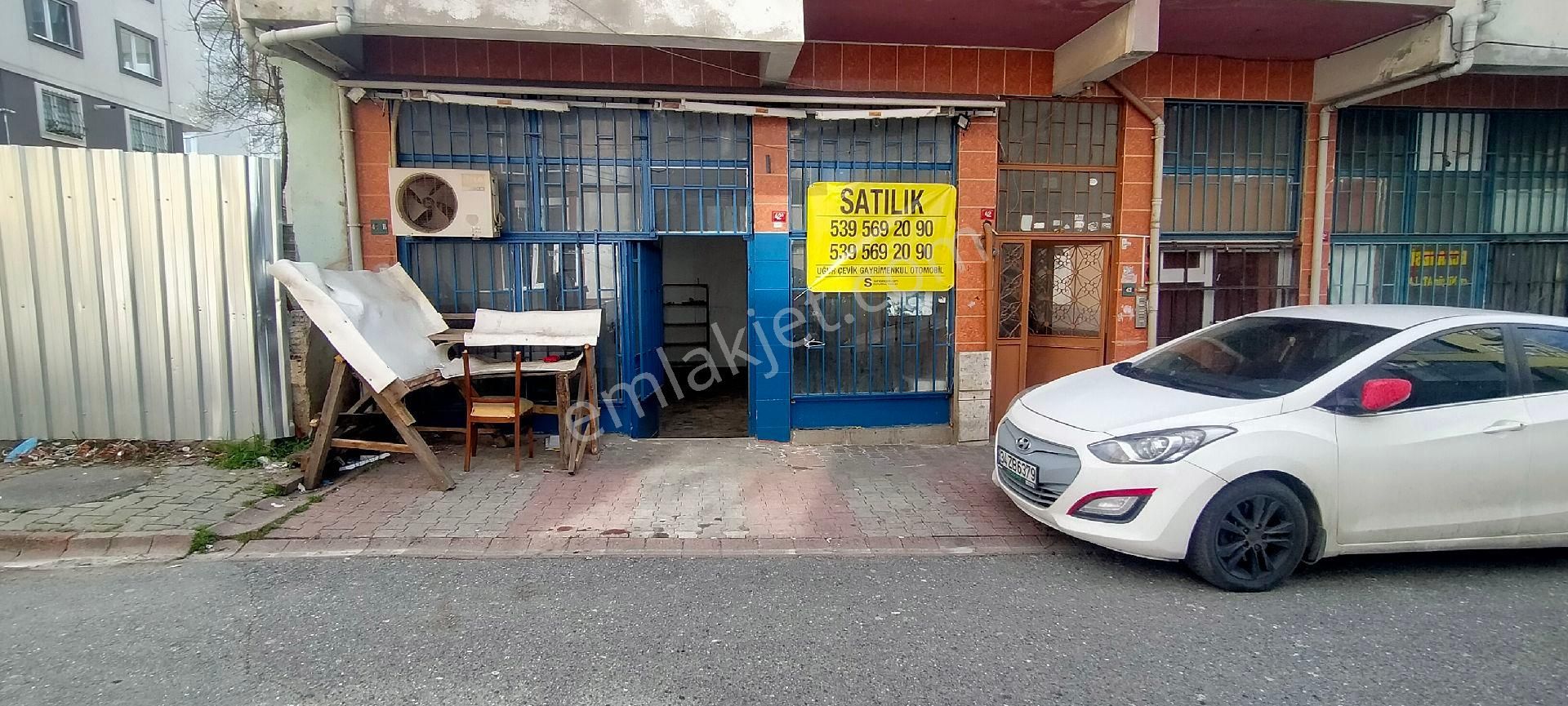 Ümraniye Kiralık 60m² Düzgiriş Dükkan Depo İşyeri