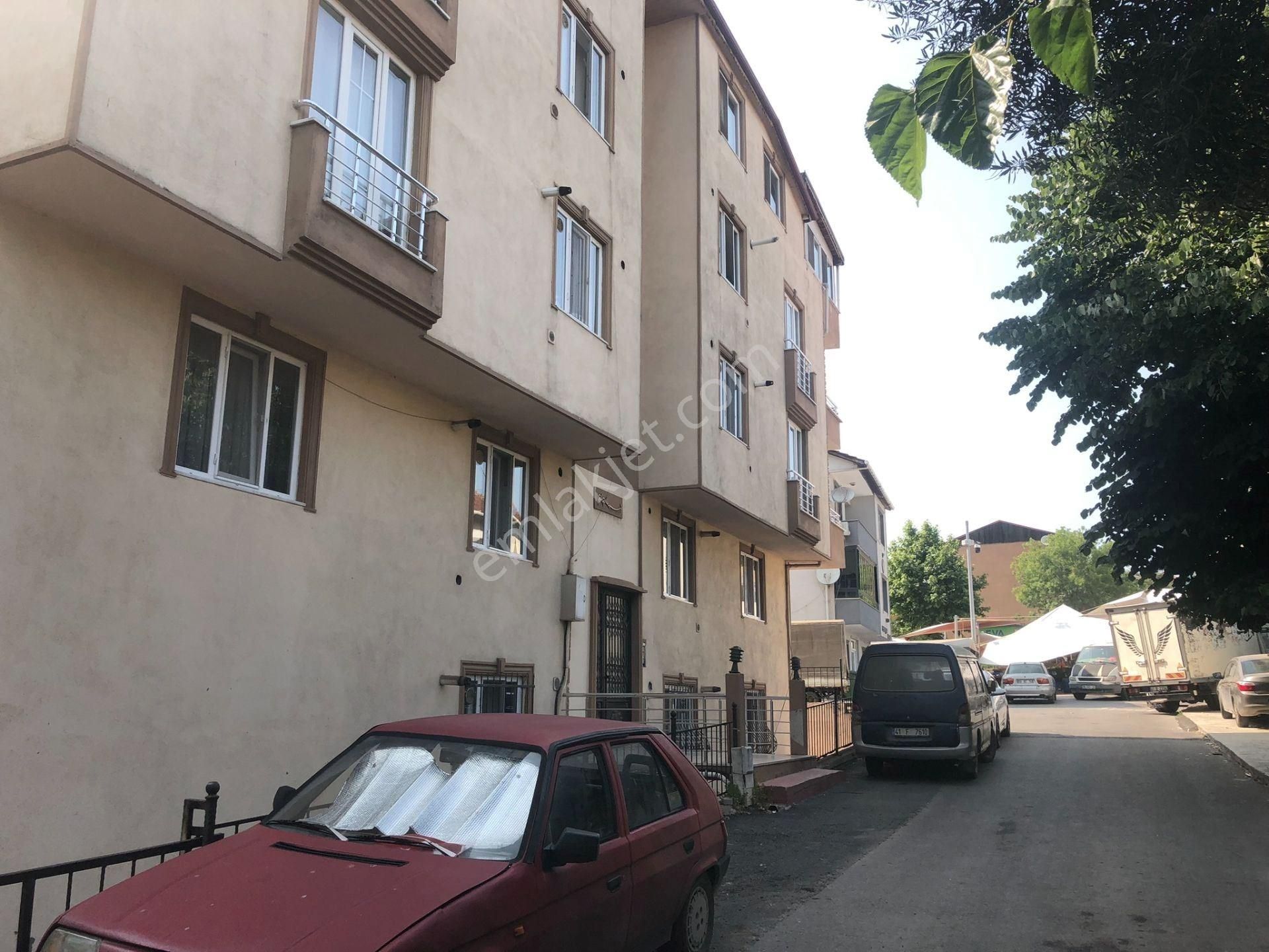 Körfez Barbaros Mahallesi Satılık 3+1 Daire